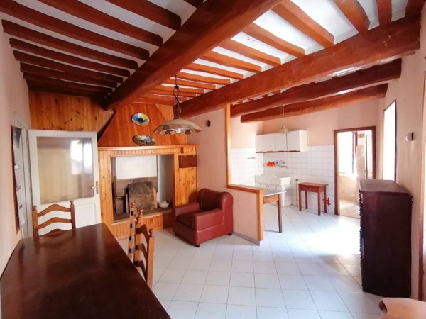 intera palazzina in vendita a Marsciano in zona Cerqueto