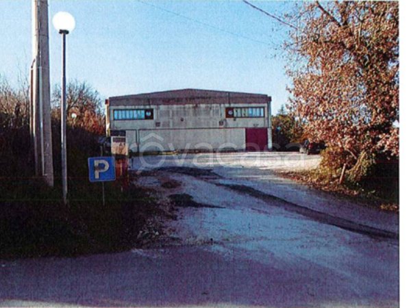 negozio in vendita a Marsciano in zona Spina