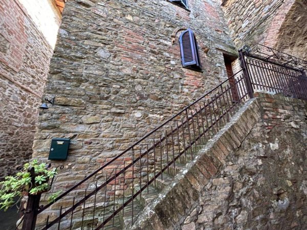 casa indipendente in vendita a Marsciano in zona Sant'Apollinare