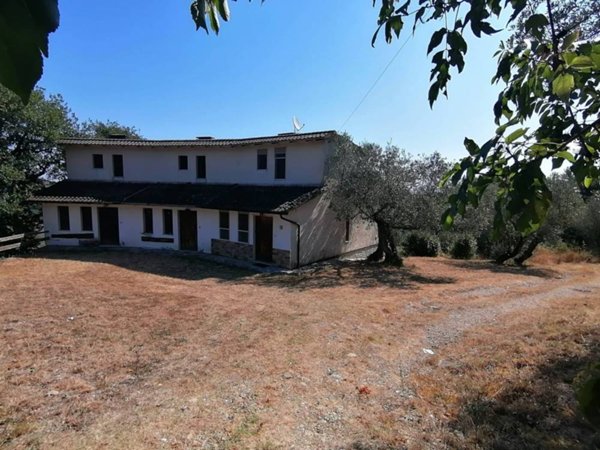 casa indipendente in vendita a Marsciano in zona Migliano