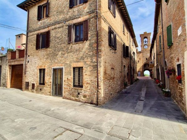 casa indipendente in vendita a Marsciano in zona Castello delle Forme