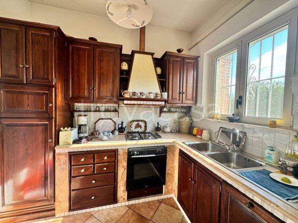 casa indipendente in vendita a Marsciano