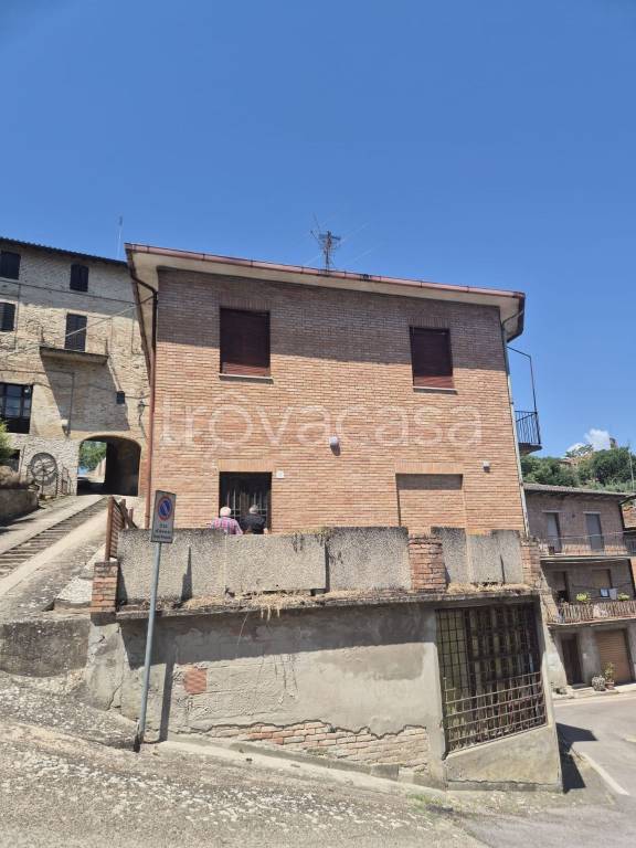 casa indipendente in vendita a Marsciano in zona Papiano