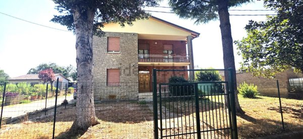 casa indipendente in vendita a Marsciano in zona San Biagio della Valle