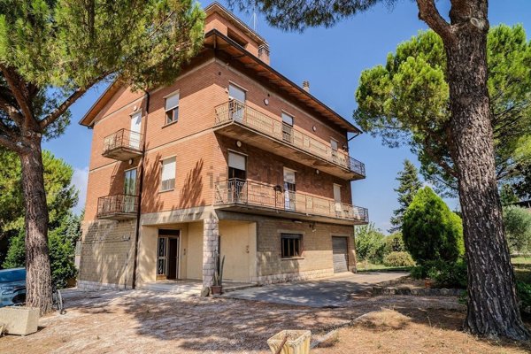 casa indipendente in vendita a Marsciano in zona Cerqueto