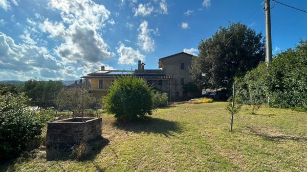 casa indipendente in vendita a Marsciano in zona Migliano