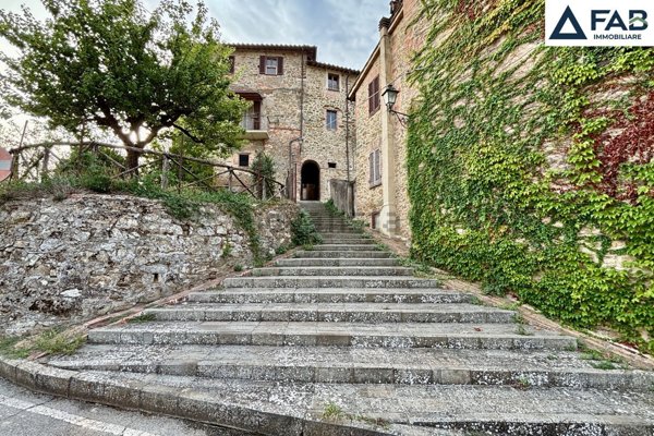 casa indipendente in vendita a Marsciano in zona Castiglione della Valle