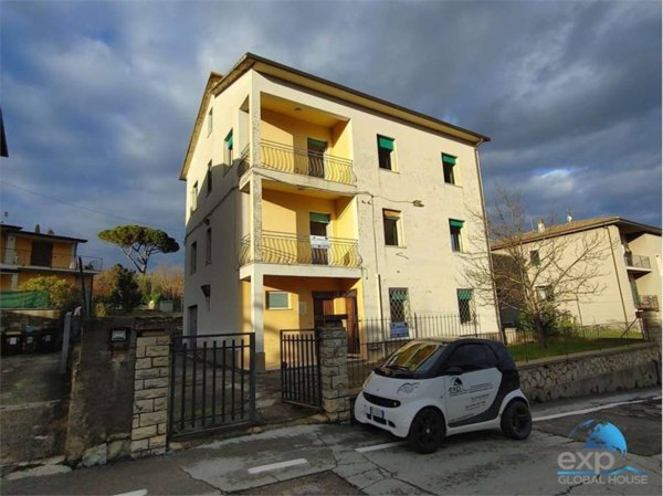 appartamento in vendita a Marsciano in zona Spina