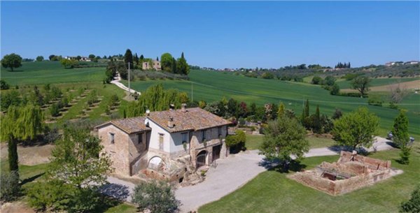 casa indipendente in vendita a Marsciano in zona Castello delle Forme