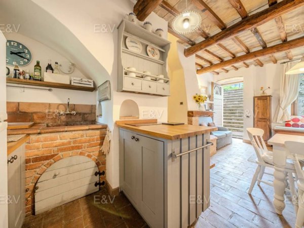 casa indipendente in vendita a Marsciano