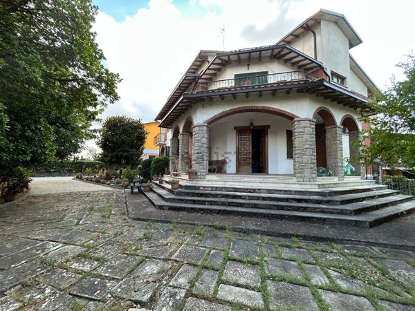 casa indipendente in vendita a Marsciano in zona San Biagio della Valle