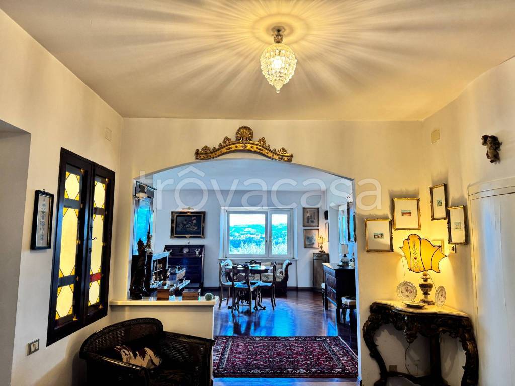 casa indipendente in vendita a Marsciano