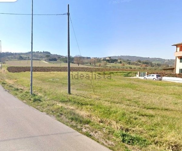 locale commerciale in vendita a Marsciano