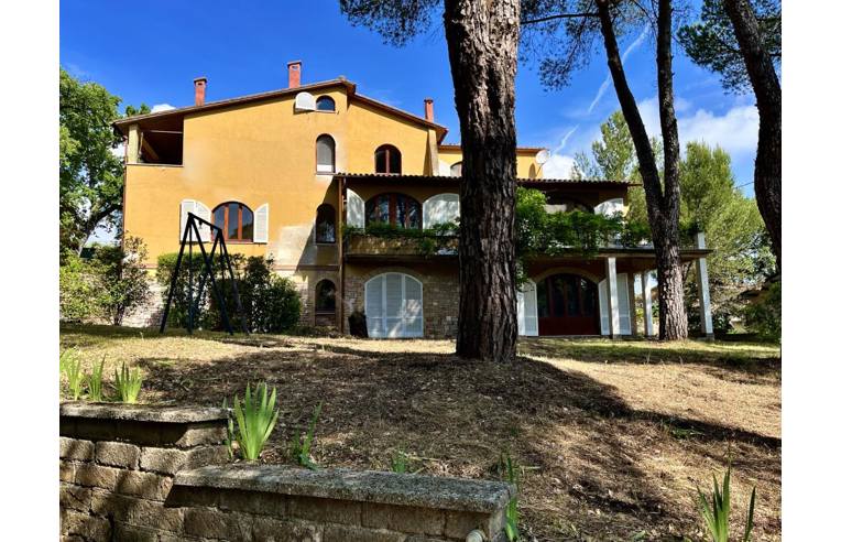casa indipendente in vendita a Marsciano