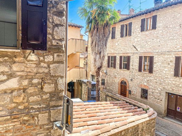 casa indipendente in vendita a Marsciano