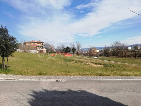casa indipendente in vendita a Marsciano