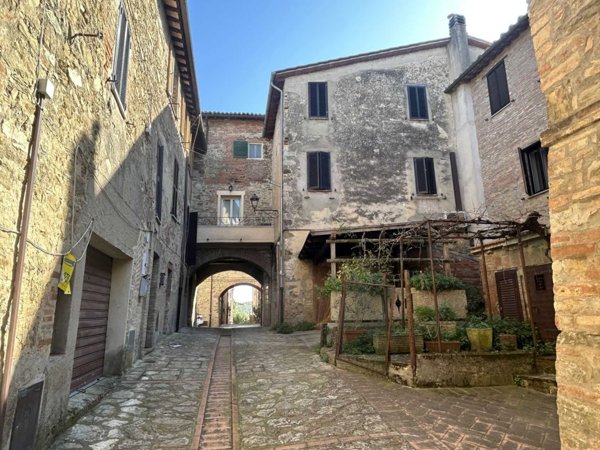 appartamento in vendita a Marsciano in zona Compignano