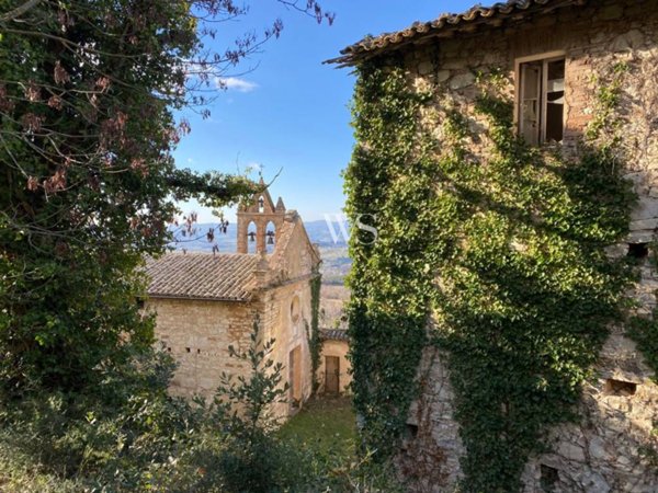 casa indipendente in vendita a Massa Martana