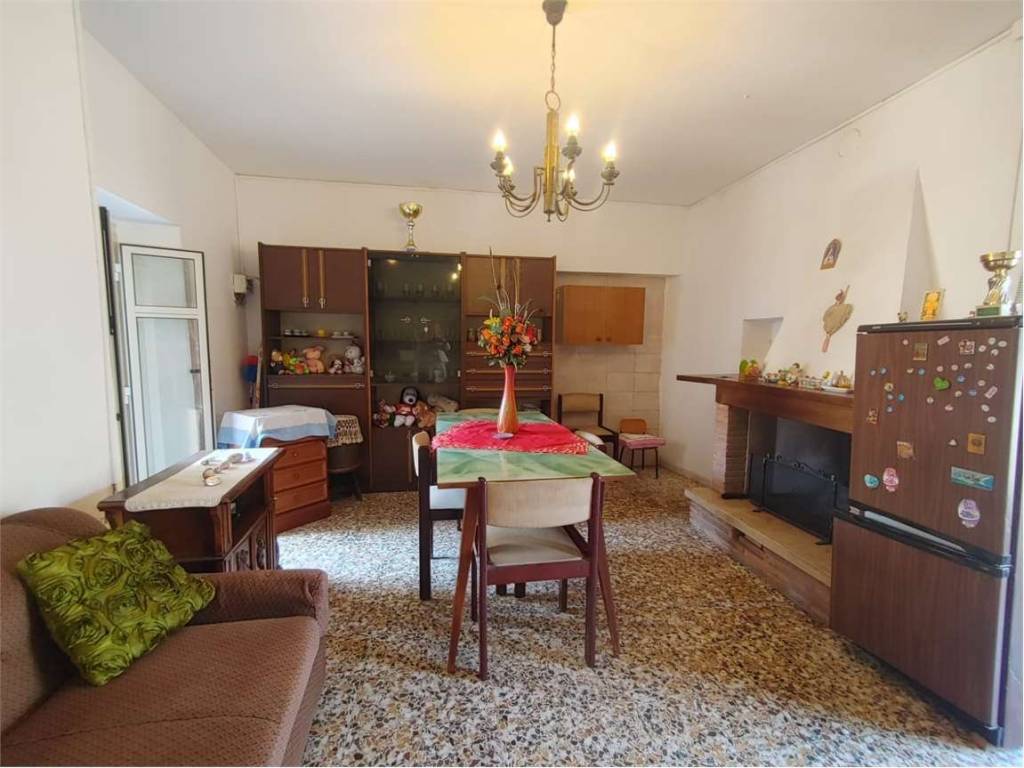appartamento in vendita a Massa Martana in zona Viepri
