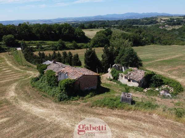 casa indipendente in vendita a Massa Martana