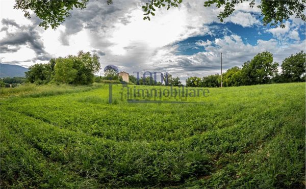 casa indipendente in vendita a Massa Martana