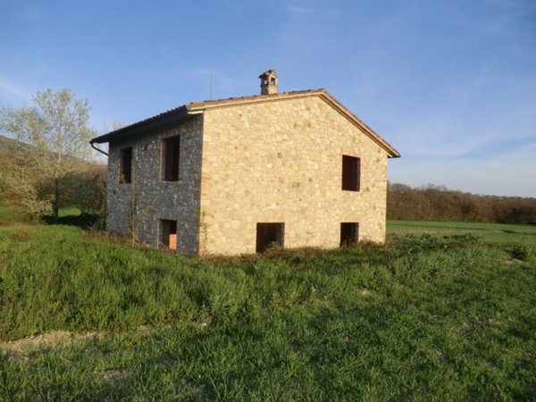 casa indipendente in vendita a Massa Martana