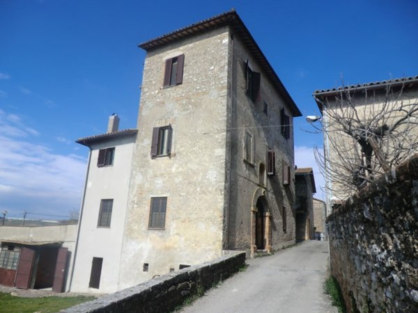 casa indipendente in vendita a Massa Martana