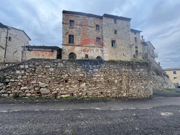 casa indipendente in vendita a Massa Martana in zona Montignano