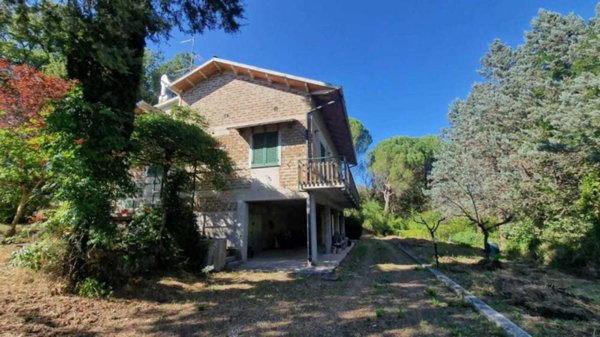 casa indipendente in vendita a Massa Martana in zona Villa San Faustino