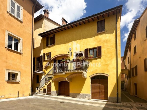 appartamento in vendita a Massa Martana