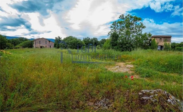 casa indipendente in vendita a Massa Martana
