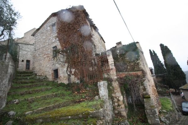 casale in vendita a Massa Martana in zona Mezzanelli