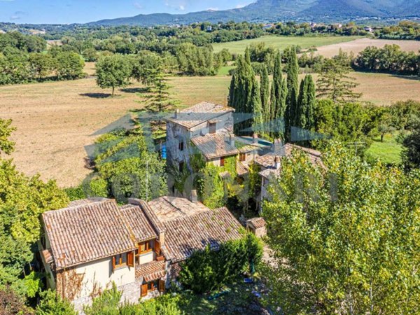 casale in vendita a Massa Martana in zona Montignano