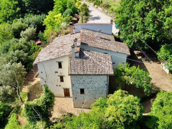 casa indipendente in vendita a Massa Martana