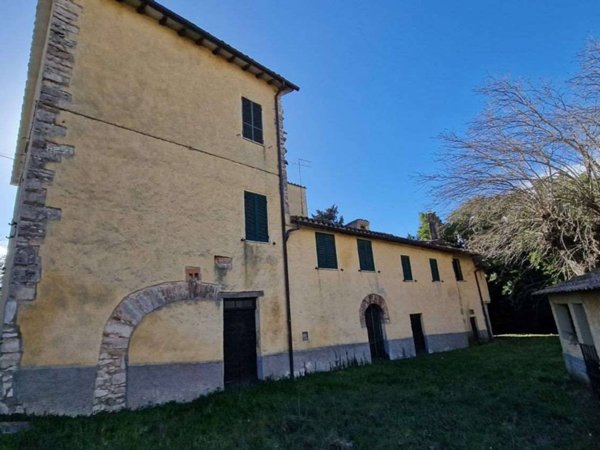casa indipendente in vendita a Massa Martana