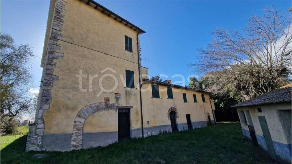 casa indipendente in vendita a Massa Martana