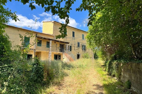 casale in vendita a Massa Martana