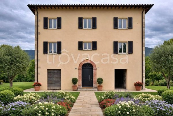 casa indipendente in vendita a Massa Martana