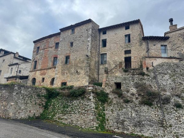 casa semindipendente in vendita a Massa Martana in zona Montignano