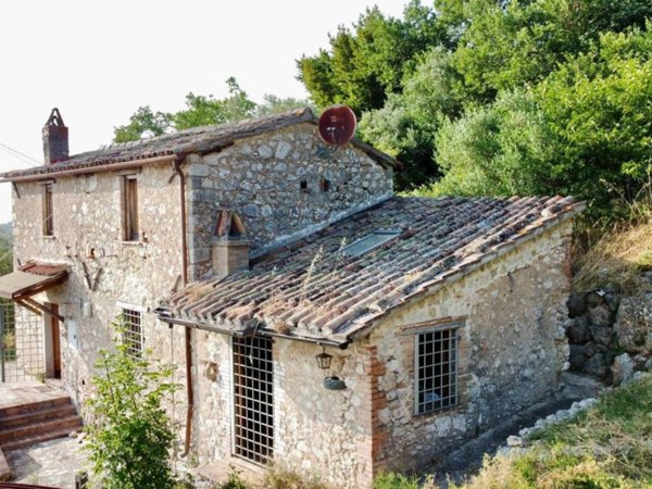 casa indipendente in vendita a Massa Martana in zona Mezzanelli