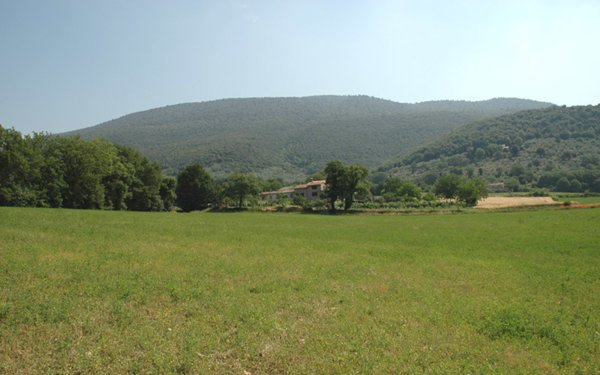 casa indipendente in vendita a Massa Martana in zona Colpetrazzo
