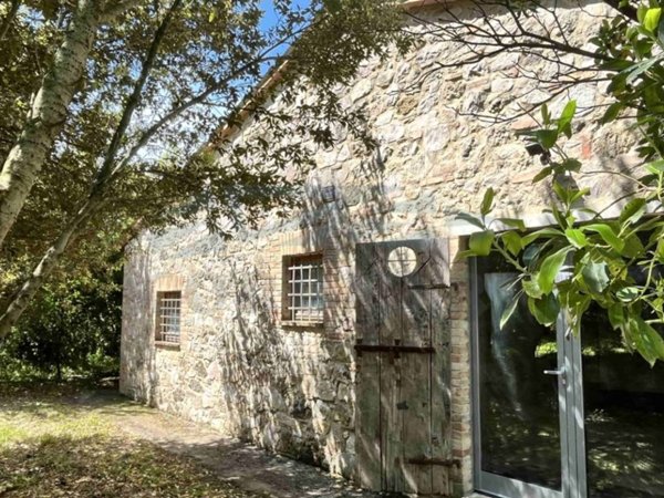 casa indipendente in vendita a Massa Martana