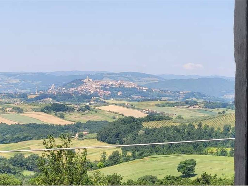 intera palazzina in vendita a Massa Martana