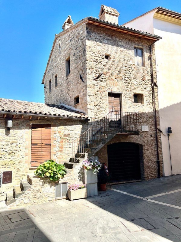 appartamento in vendita a Massa Martana