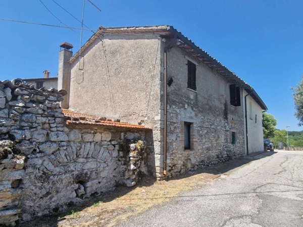appartamento in vendita a Massa Martana in zona Castel Rinaldi