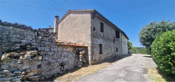 appartamento in vendita a Massa Martana in zona Castel Rinaldi