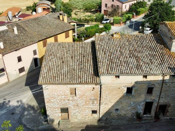 appartamento in vendita a Massa Martana in zona Mezzanelli