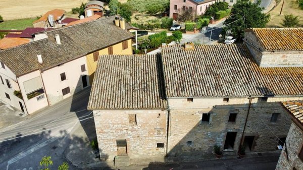 appartamento in vendita a Massa Martana in zona Mezzanelli