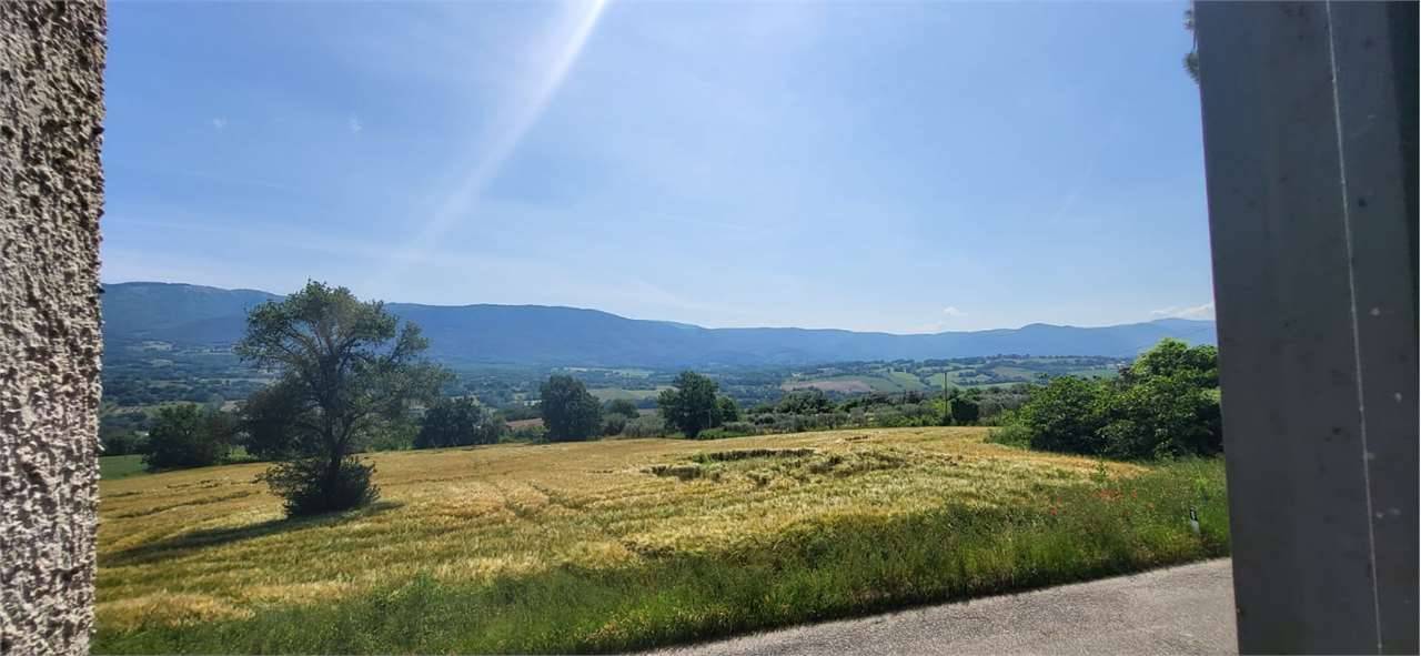 intera palazzina in vendita a Massa Martana