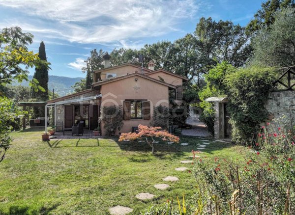 casa indipendente in vendita a Monte Castello di Vibio